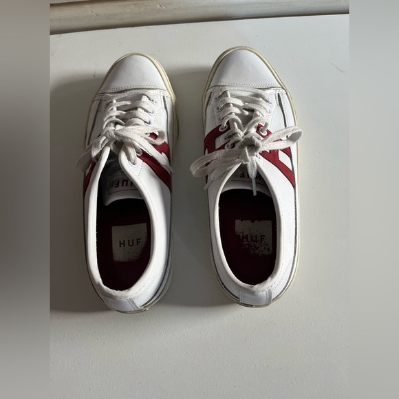 Men’s HUF Hupper 2 Lo sneaker in white with red "H" branding shoes size 8 - Picture 4 of 11